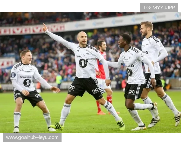 罗森博格发力冲击欧战，主场威力强劲，能否拿下奥德格陵兰？